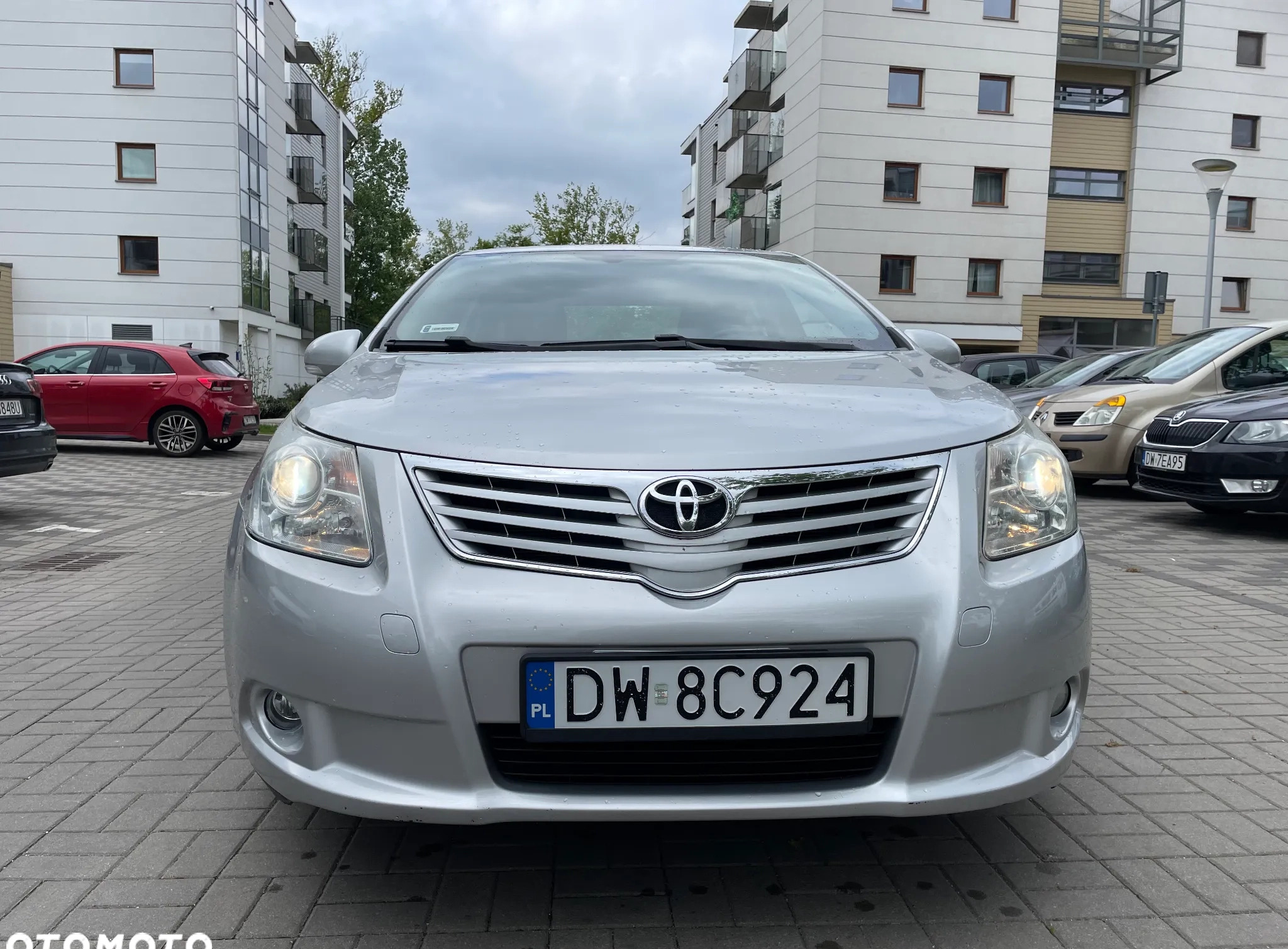 Toyota Avensis cena 31000 przebieg: 210000, rok produkcji 2009 z Wrocław małe 67